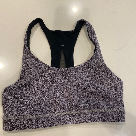 Lululemon size 4 bra great condition - Picture 2 of 3
